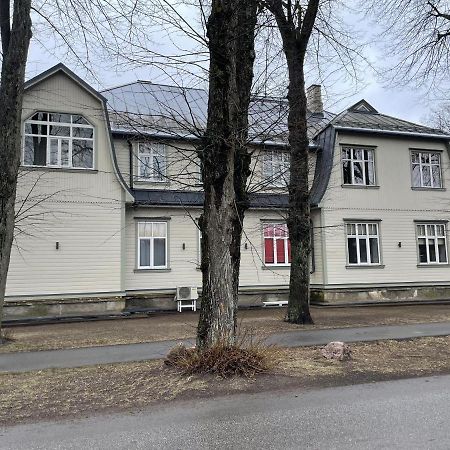 Harbour Apartment Пярну Екстер'єр фото